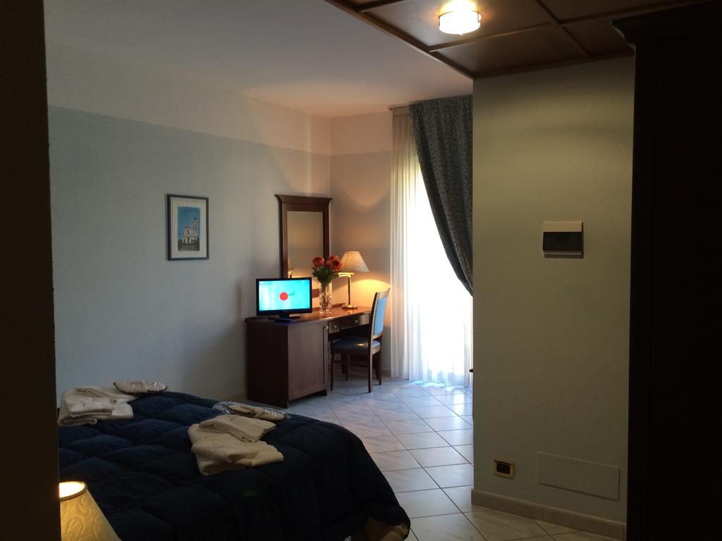 Hotel D.G. Garden Benevento Habitación foto
